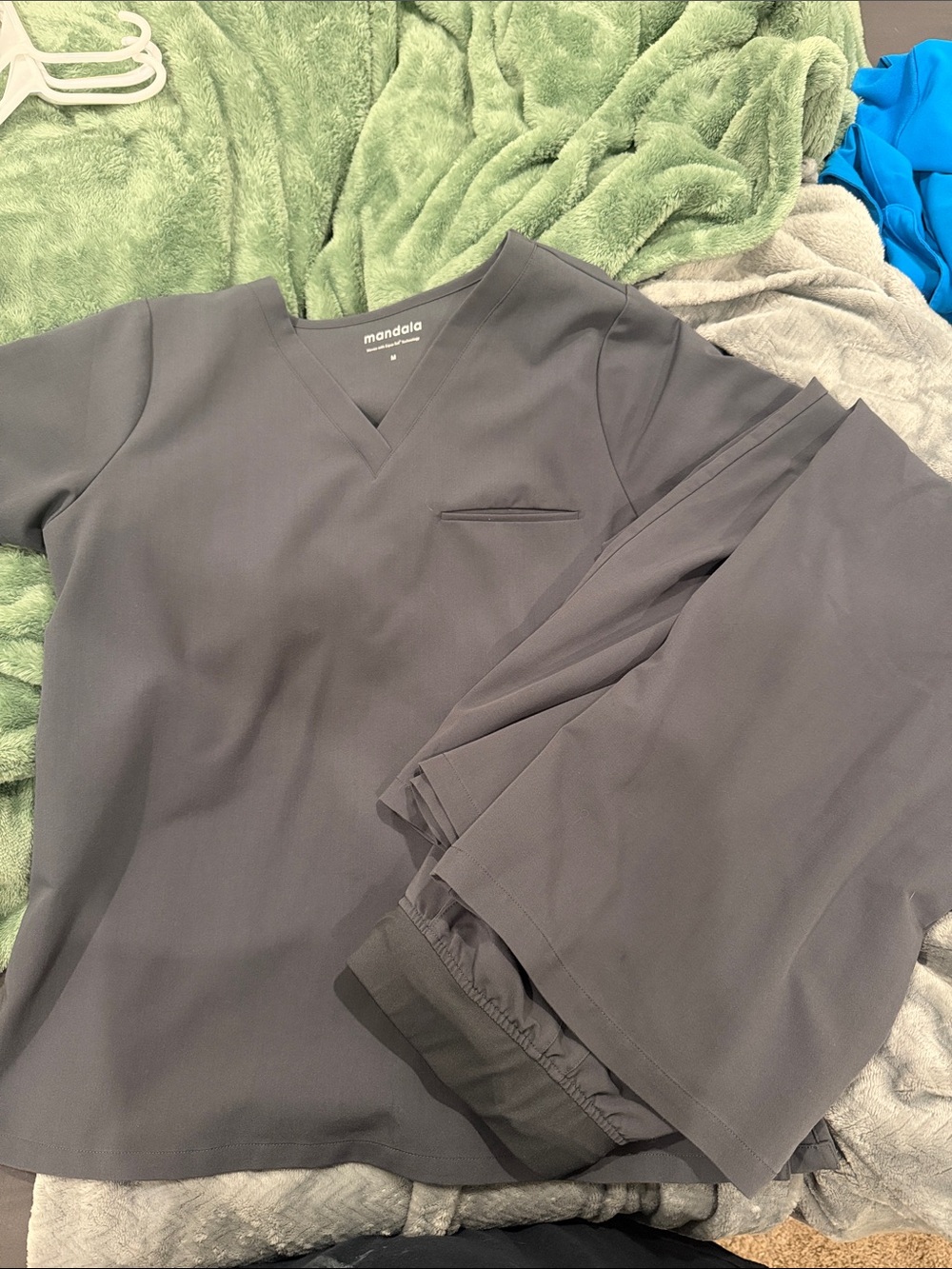 Mandala Gray Scrub Set